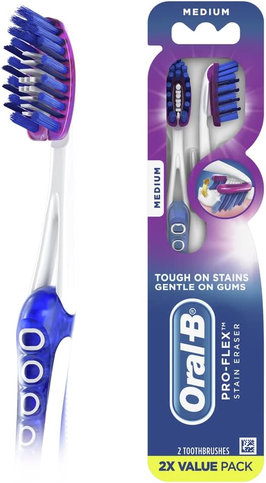 Oral-B 3D White Pro-Flex Stain Eraser Toothbrushes, Medium, 2 Count